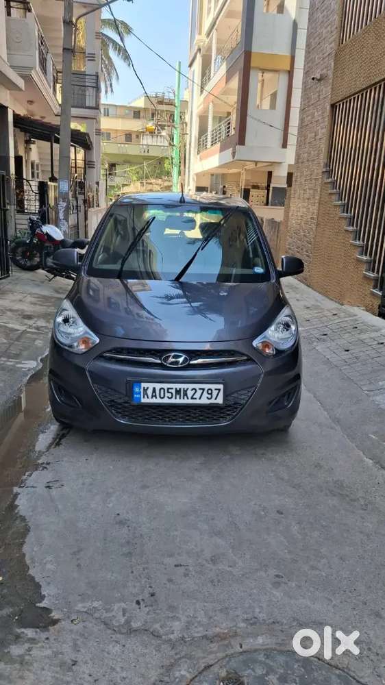 Hyundai Grand I10 2011 Petrol Well Maintained