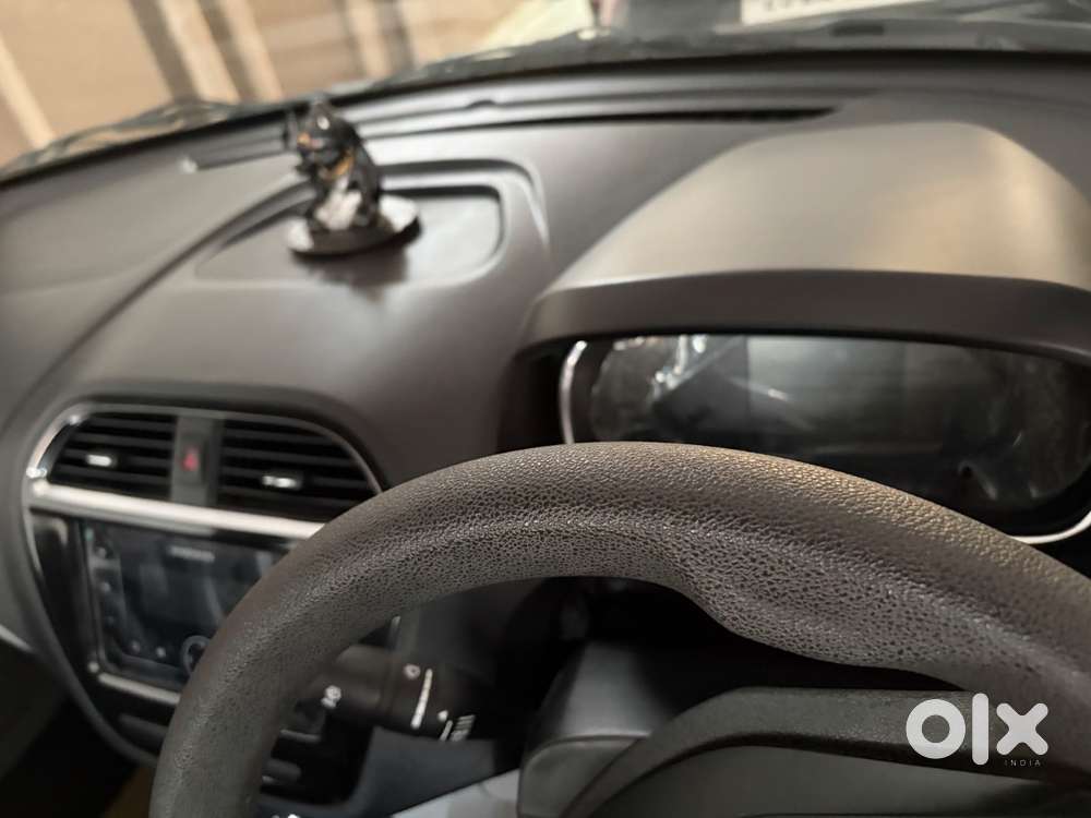 Tata Tiago Petrol 2023