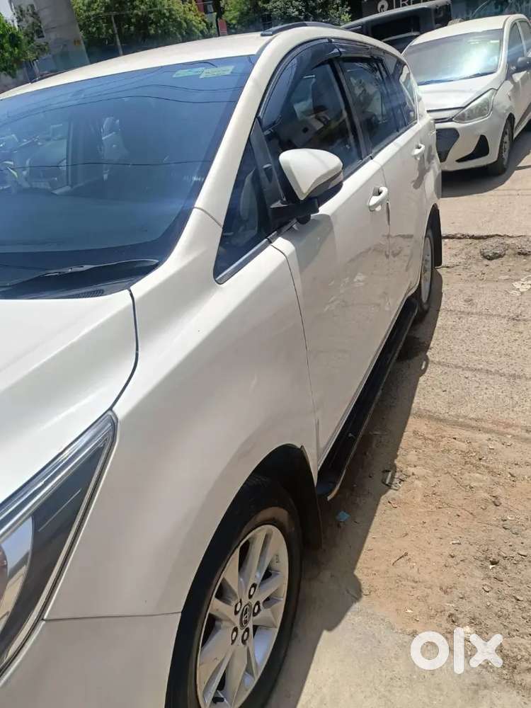 Innova Crysta 2019 Gx 2.8 Automatic Diesel