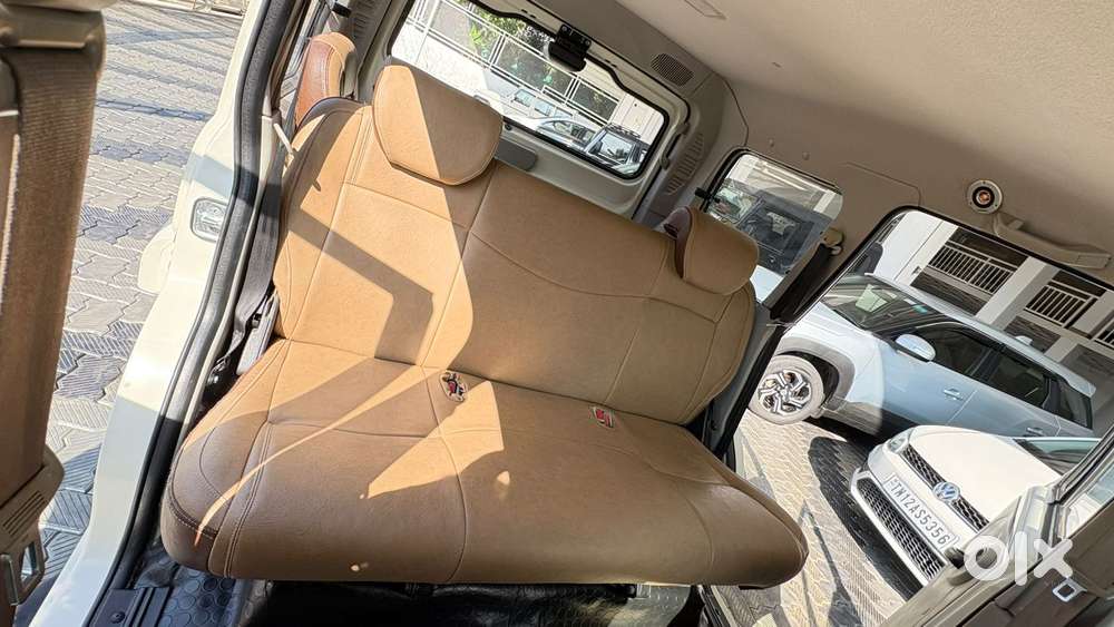 Mahindra Scorpio, 2015