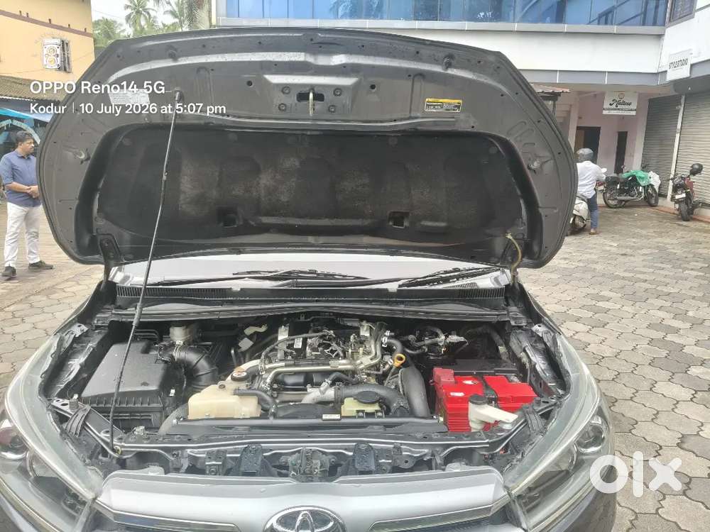Toyota Innova Crysta V Re. 2018