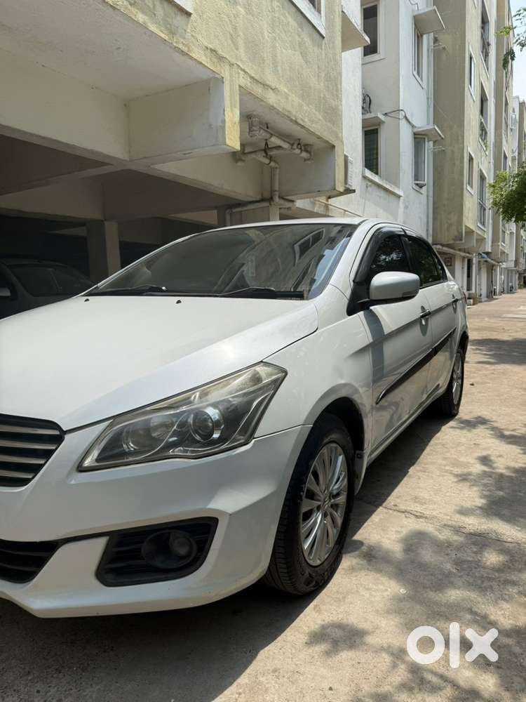 Maruti Suzuki Ciaz Petrol 2016, Top End.