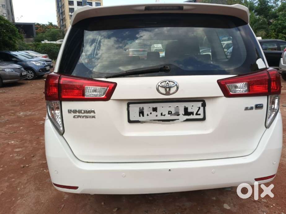 Toyota Innova Crysta 2.8 Gx Automatic 7 Str, 2016, Diesel