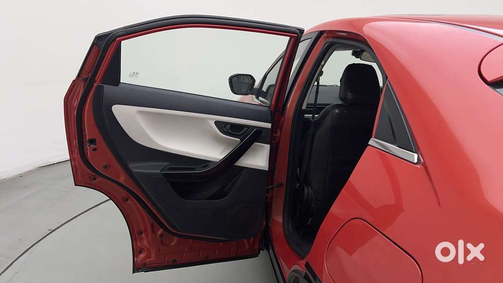 Tata Curvv Pure Plus S 1.2 Revotron Petrol 7dca, 2024, Petrol