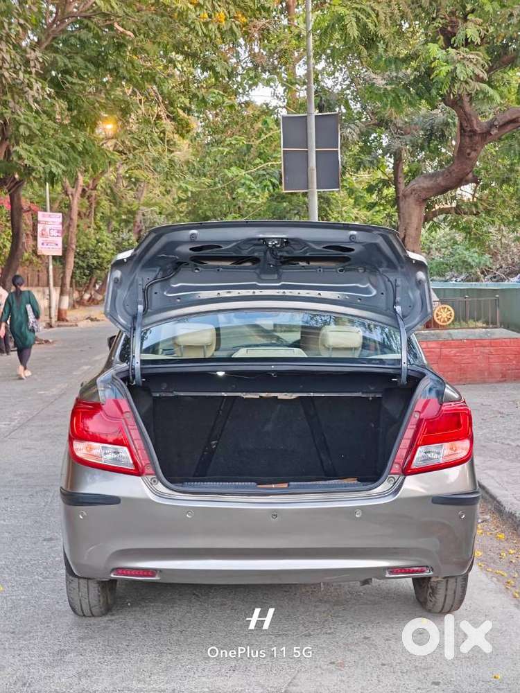 Maruti Suzuki Swift Dzire Vxi(o) Mt, 2019, Petrol