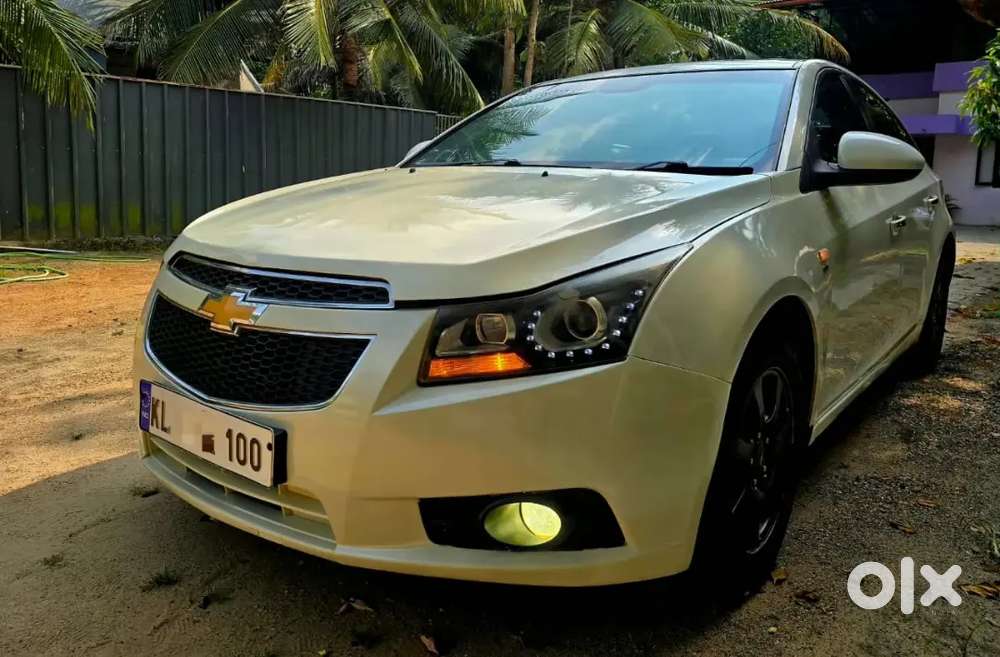 Chevrolet Cruze 2012 Diesel – Manual  ₹3,00,000