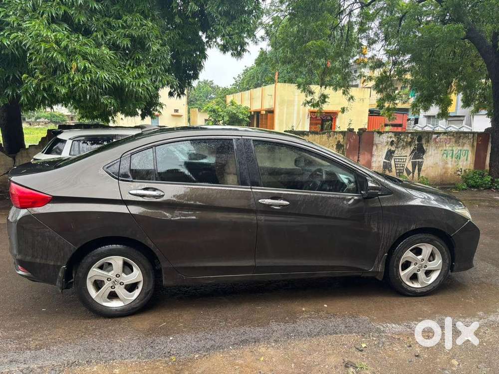 Honda City Zx 2017 Petrol Well Maintained
