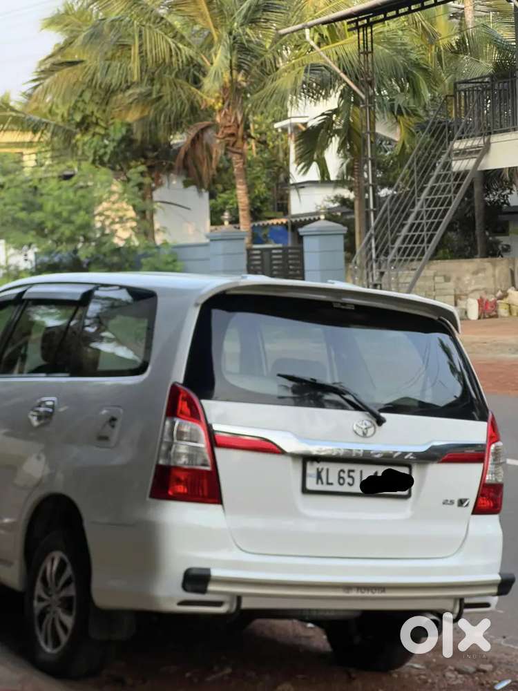2015 Model Well Maintained Manual Car - 160000 Km