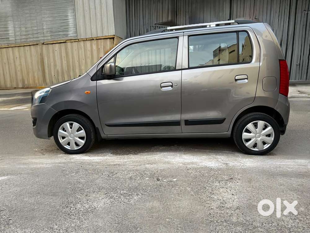 Maruti Suzuki Wagon R 1.0 Vxi Amt, 2016, Petrol