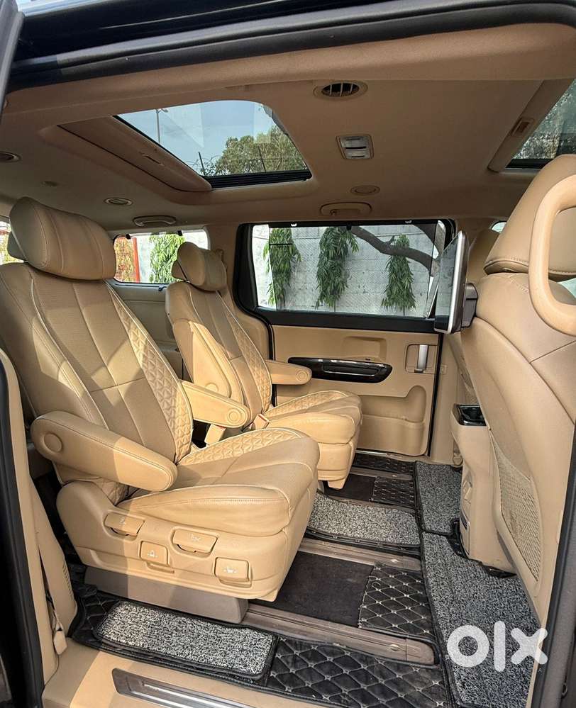 Kia Carnival Limousine Plus 7 Str, 2022, Diesel