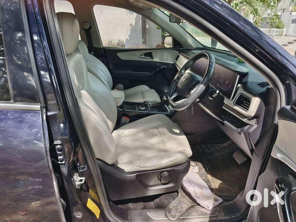 Mahindra Xuv700 Ax7 Luxury Pack Awd, 2022, Diesel