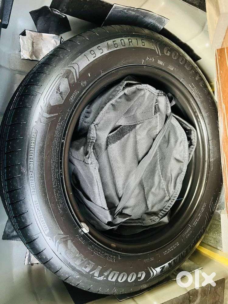 Tata Nexon Fearless Plus S Purple 1.5 Revotorq Diesel 6amt Dual Tone..