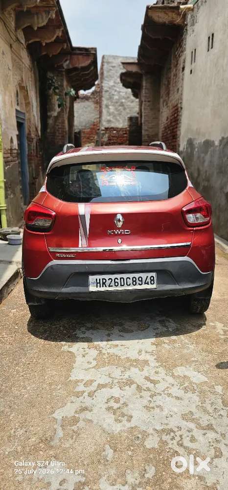 Kwid 2017 Model 1st Owner 
Seld Engine 69000 Km Chali H 
Saaf Gaddi H