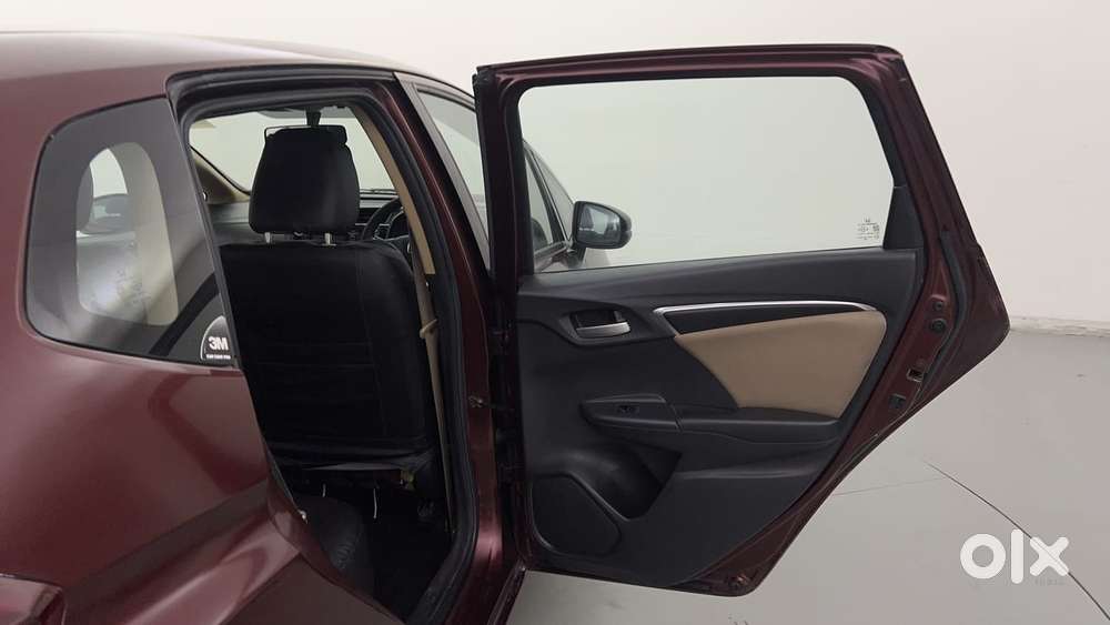 Honda Jazz [2020-2023] 1.2 V I-vtec Mt, 2017, Petrol