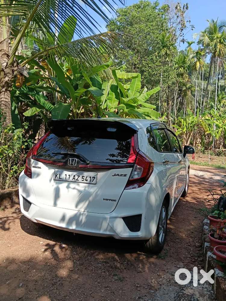 Honda Jazz 2015 Diesel Well Maintained