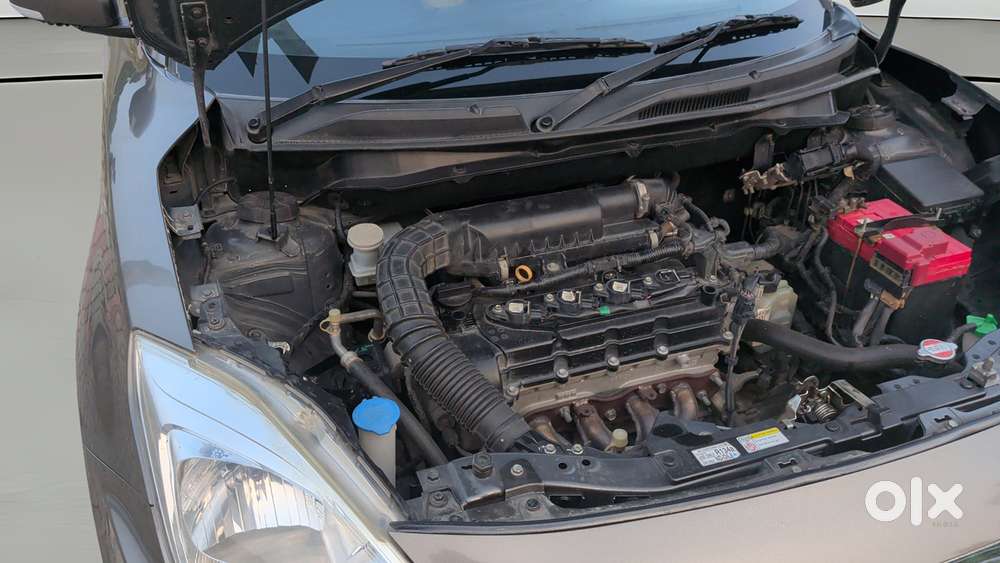 Maruti Suzuki Dzire 1.2 Zxi Amt, 2018, Petrol