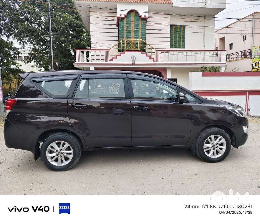Toyota Innova Crysta 2.4 G Mt, 2018, Diesel