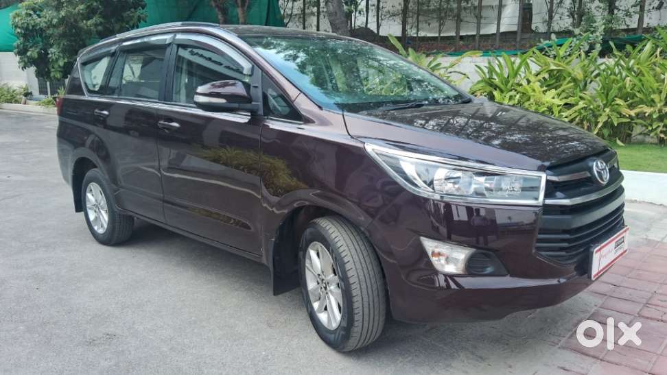 Toyota Innova Crysta 2.4 G Mt 7 Str, 2016, Diesel