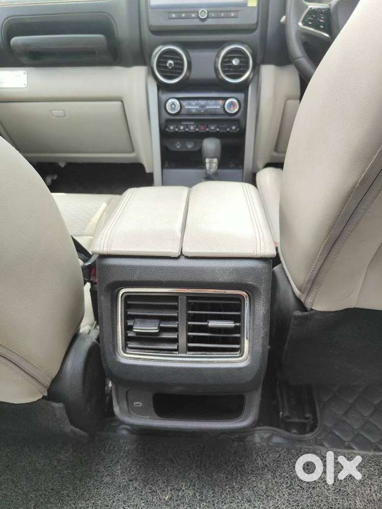 Mahindra Thar Roxx Ax7l Rwd Diesel At, 2025, Diesel