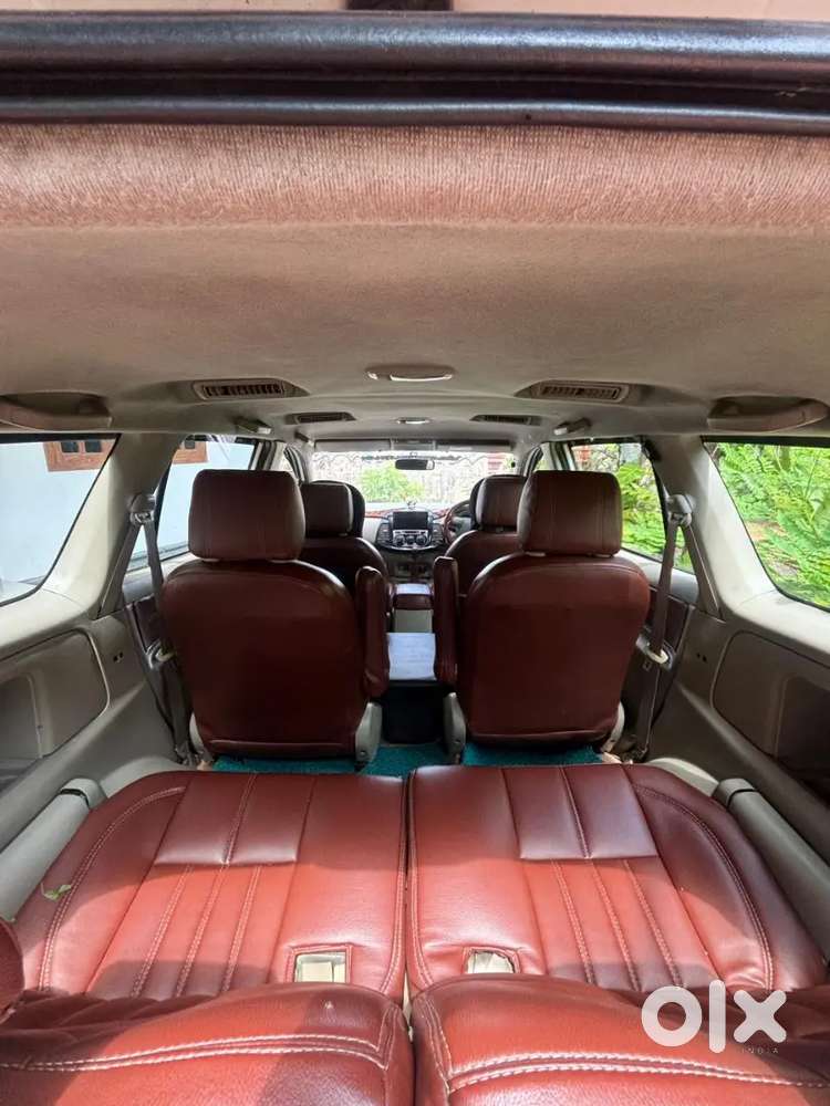Toyota Innova 2.5 2013/10  Re
