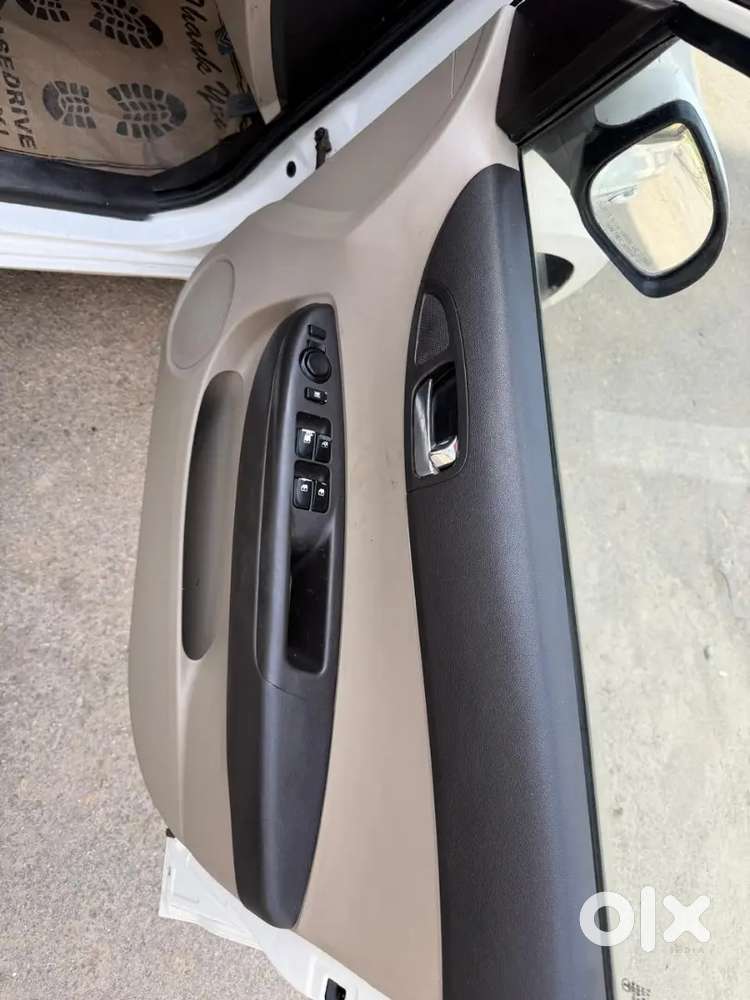 2012 Good Condition  Complete  Documents  Argent Sell