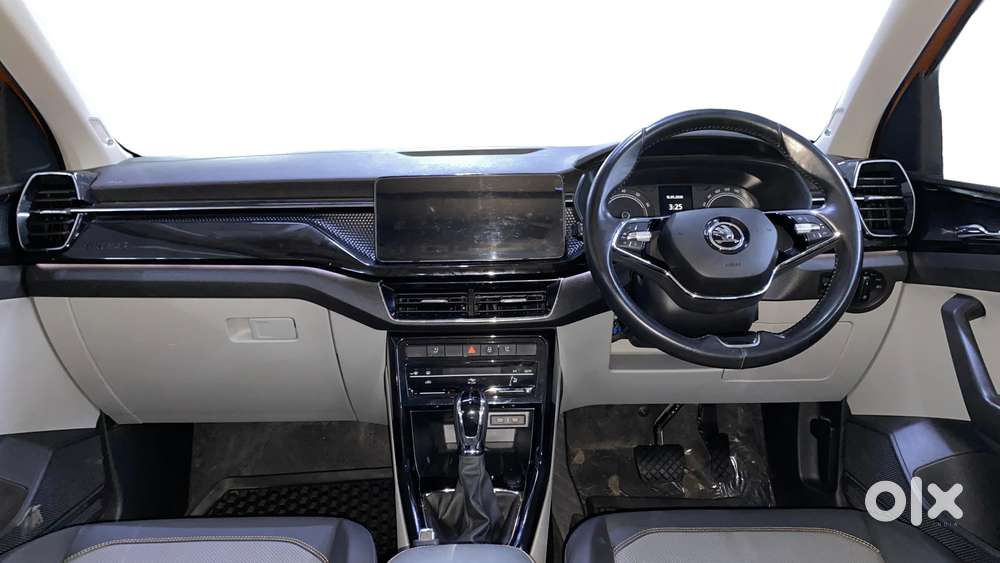 Skoda Kushaq Style 1.0l Tsi At, 2022, Petrol