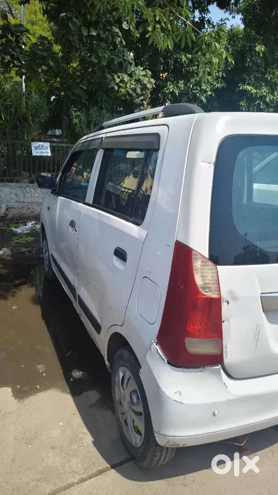 For Sale: Well-maintained 2015 Maruti Suzuki Wagon R (cng)