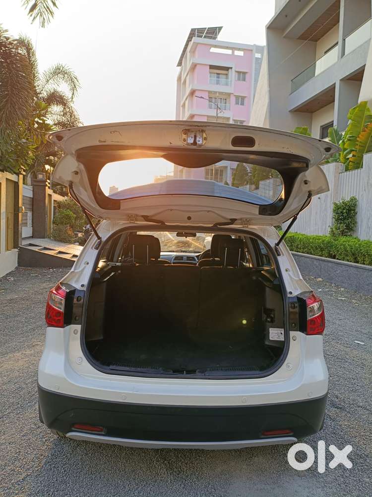 Maruti Suzuki S-cross 1.5 Zeta, 2016, Diesel