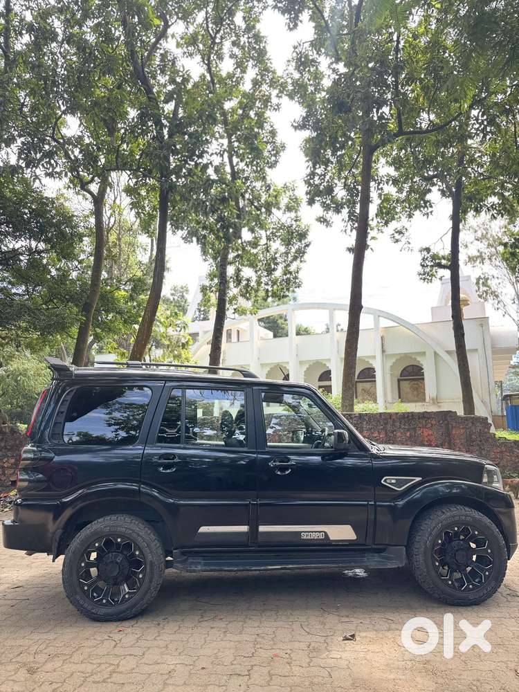 Mahindra Scorpio Classic 2.2 S 11 Mt 7 Str, 2024, Diesel