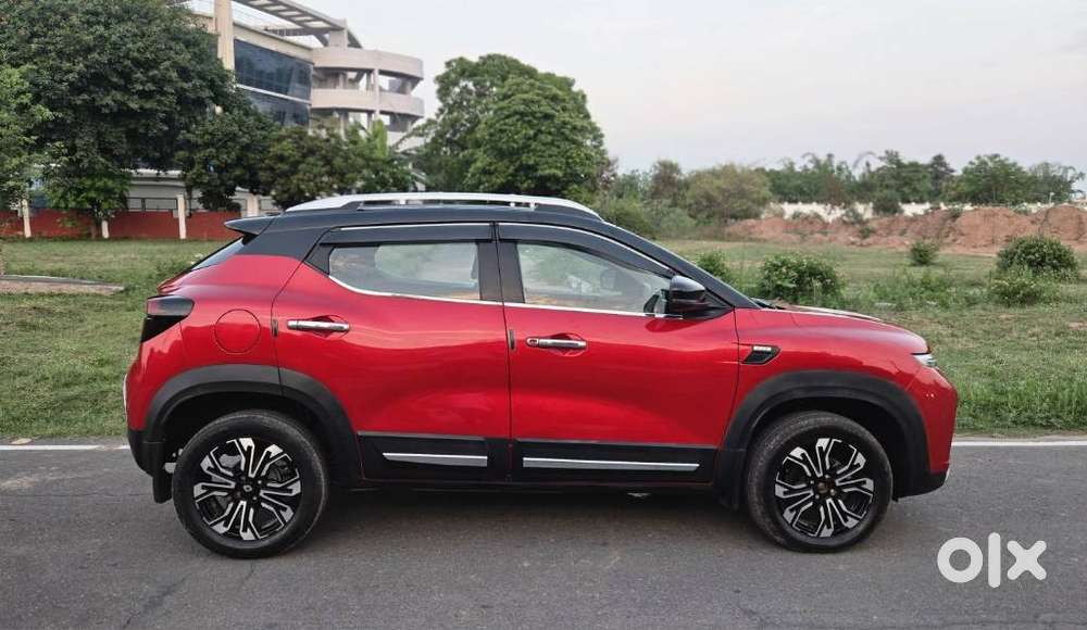 Renault Triber 1.0 Rxz Dual Tone, 2021, Petrol