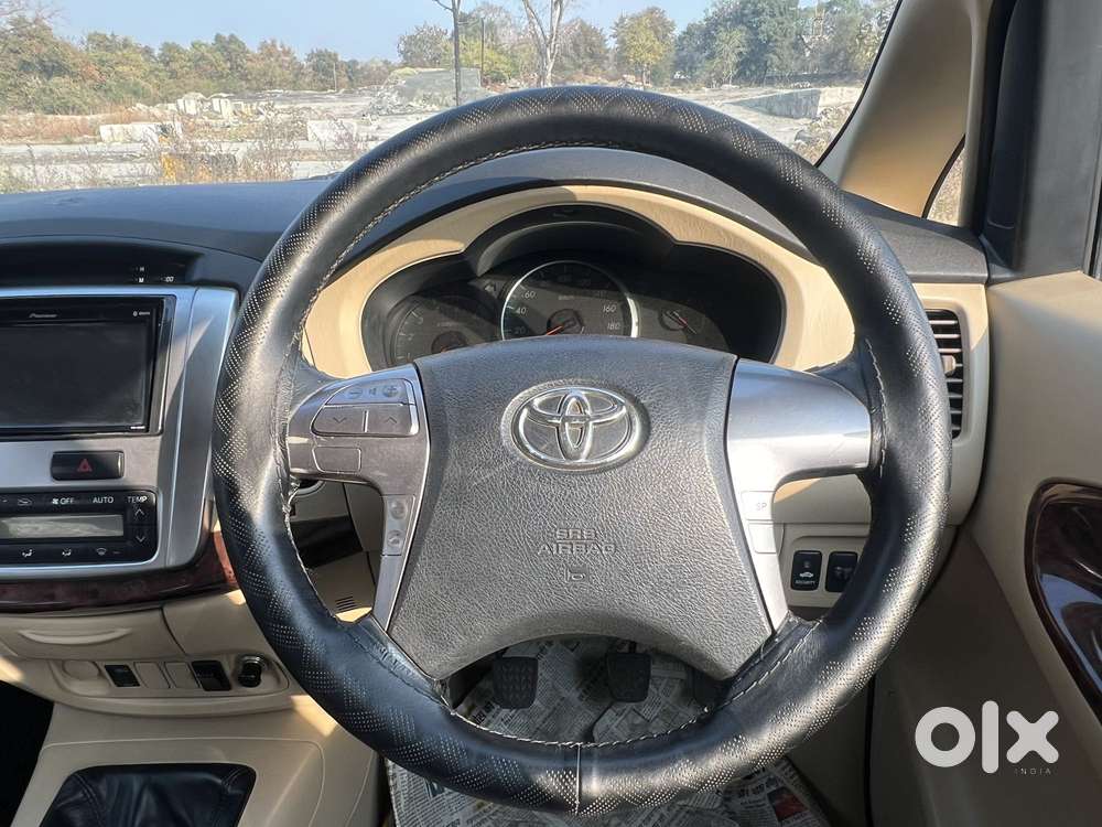 Toyota Innova 2.5 V 7 Str, 2015, Diesel