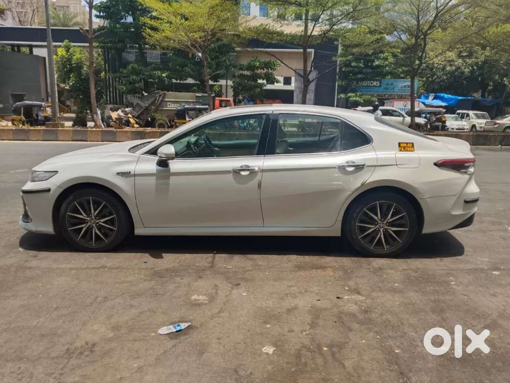 Toyota Camry Hybrid, 2024, Petrol