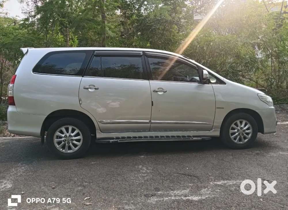 Toyota Innova 2015 Diesel 213000 Km Driven