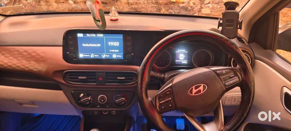 Hyundai Aura 2025 Cng & Hybrids Well Maintained