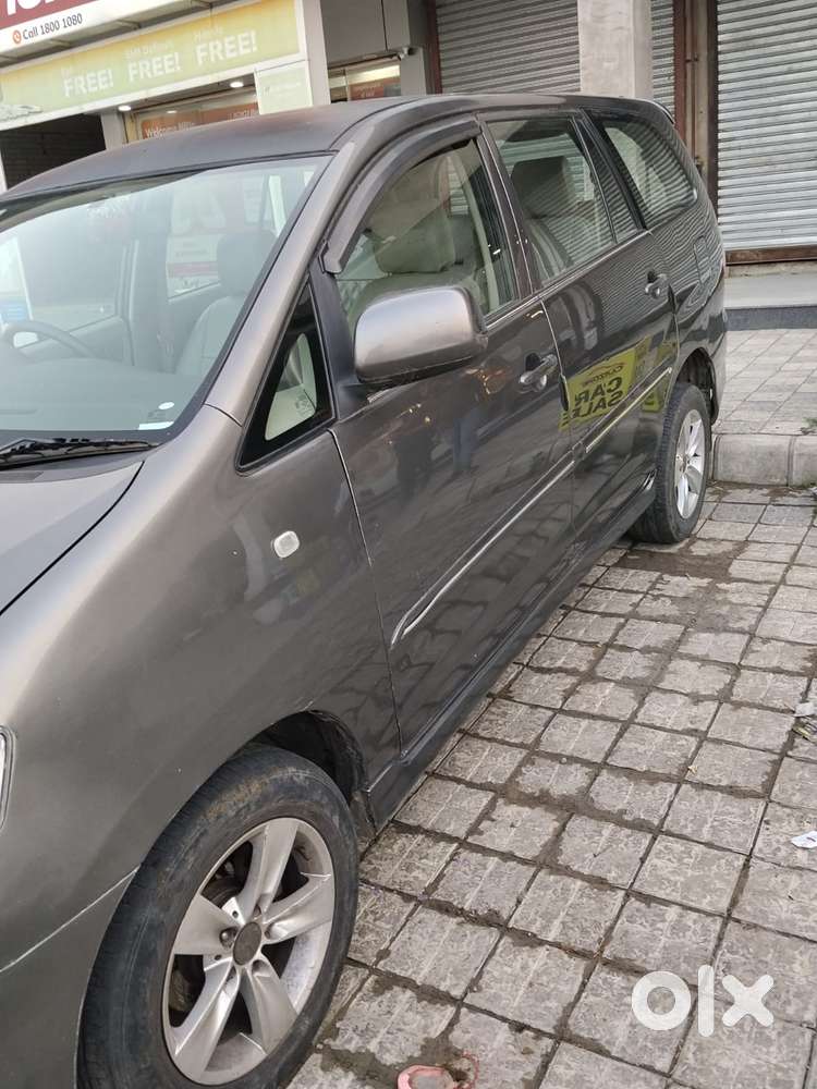 Toyota Innova 2.5 G (diesel) 7 Seater, 2013, Diesel