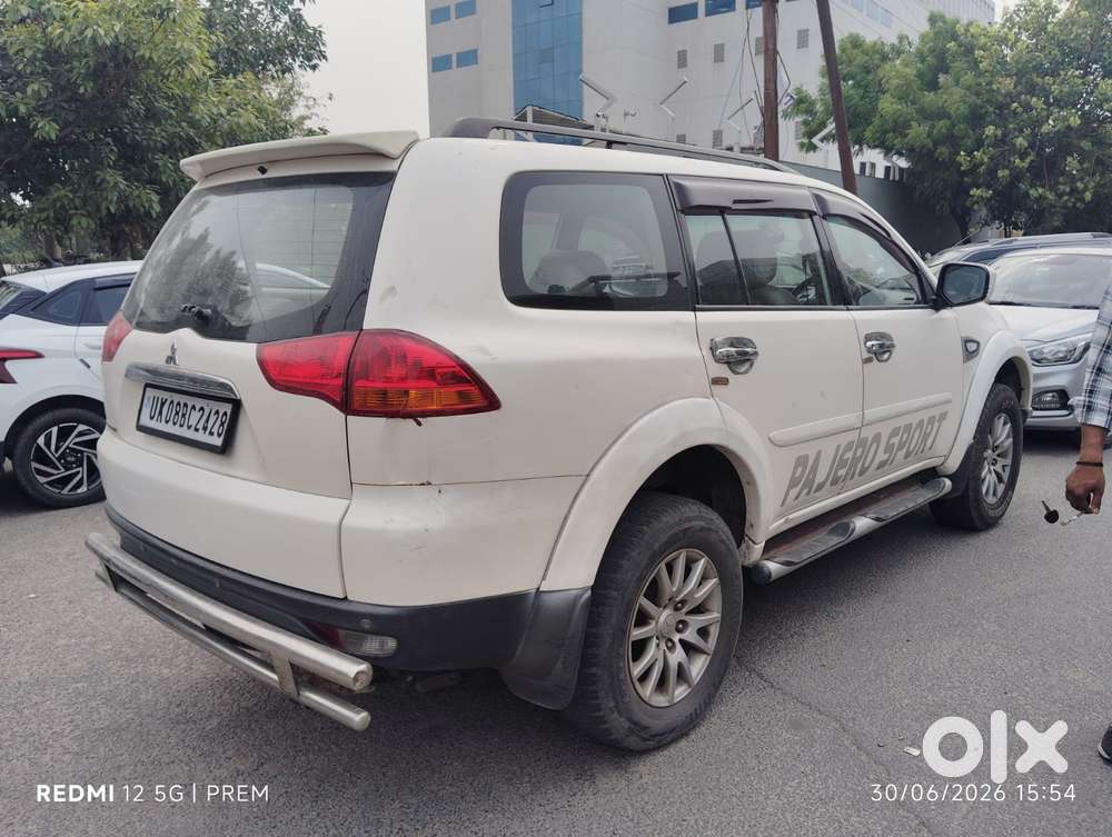 Mitsubishi Pajero Sport 2.5 Manual, 2013, Diesel