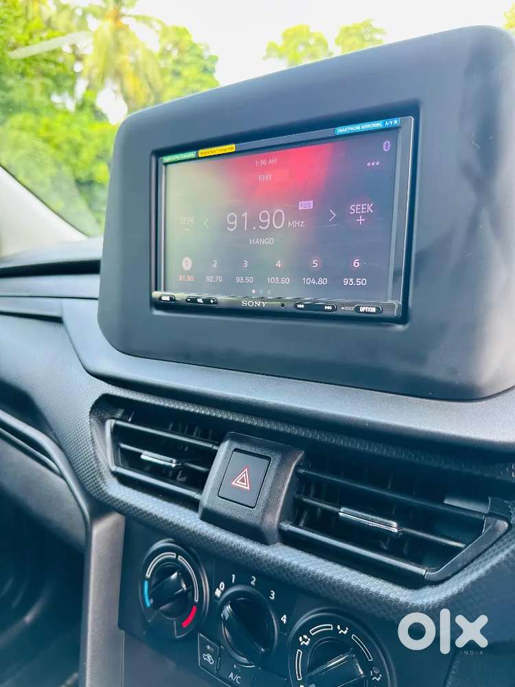 2023 Brezza Single Owner Petrol &  Company Fitted Cng 10484 Km