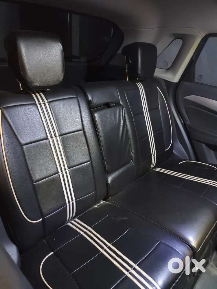 Maruti Suzuki Breeza Zdi+