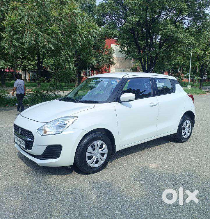 Maruti Suzuki Swift Vxi Ags, 2021, Petrol