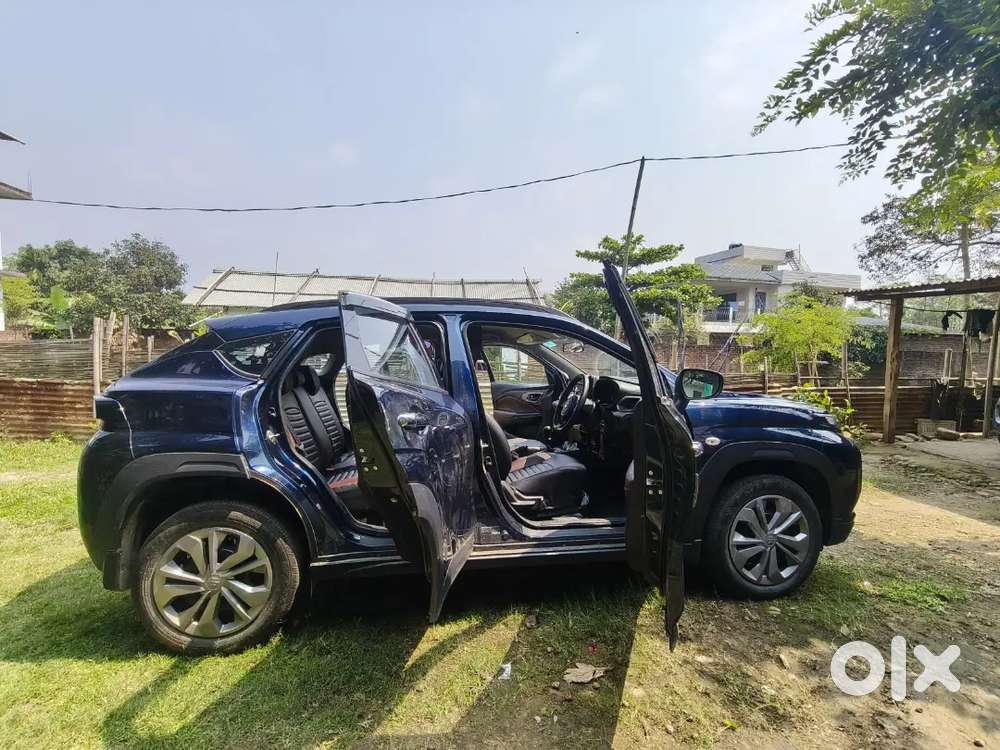 Maruti Suzuki Fronx 2025 Petrol 6502 Km Driven