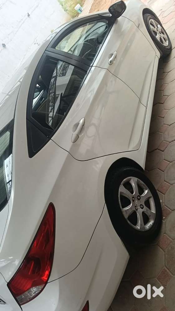 Hyundai Verna Fluidic 2013