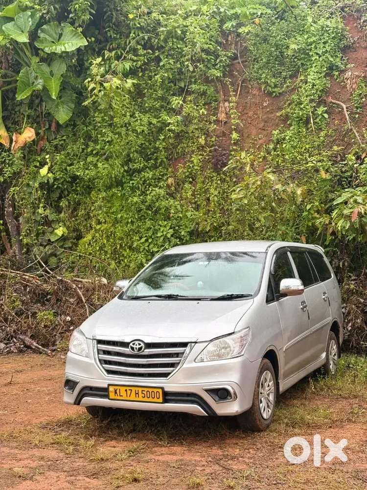 Toyota Innova Taxi  2011 Diesel Well Maintained