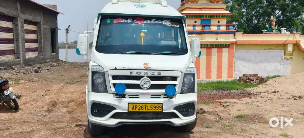 Force Motors Tempo Traveller 2016 Model Insurance Full Tyres 50%