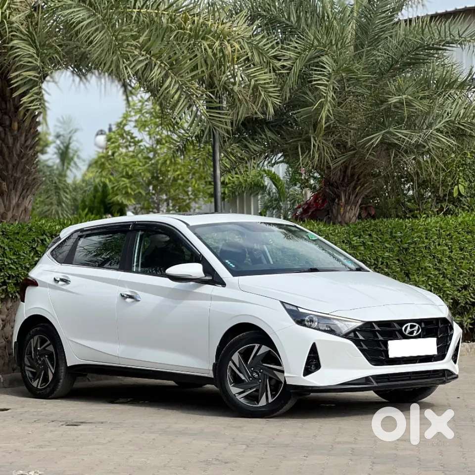 Hyundai I20 Asta (o) 1.0 Turbo Dct, 2022, Petrol