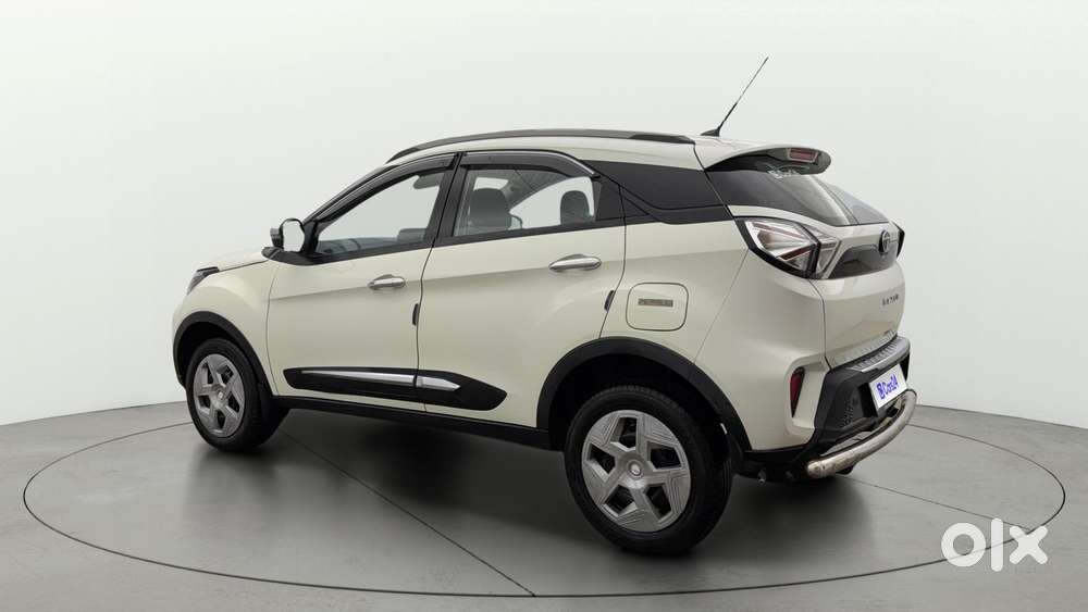 Tata Nexon 1.2 Revotron Xm (s), 2022, Petrol