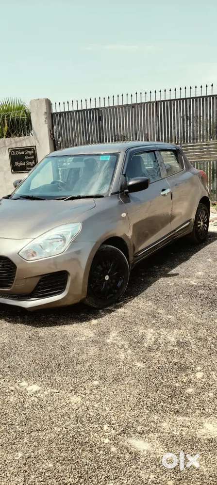 Swift Maruti Lxi 2020 Kms Driven