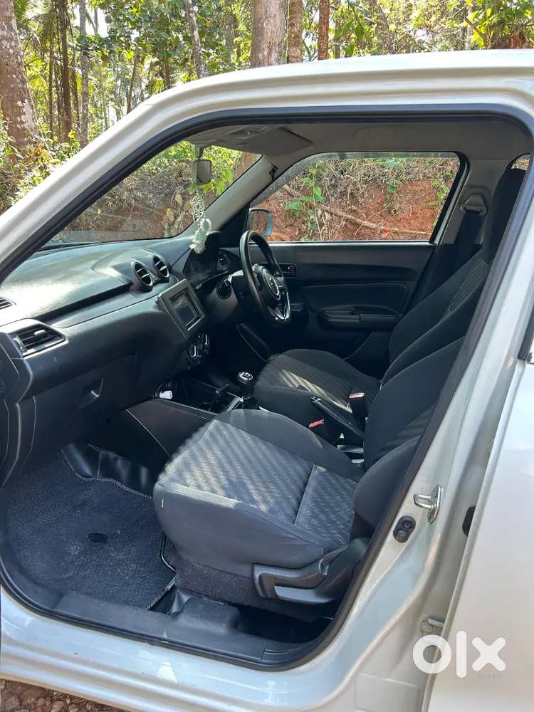 Maruti Suzuki Swift 2018 Petrol 94000 Km Driven