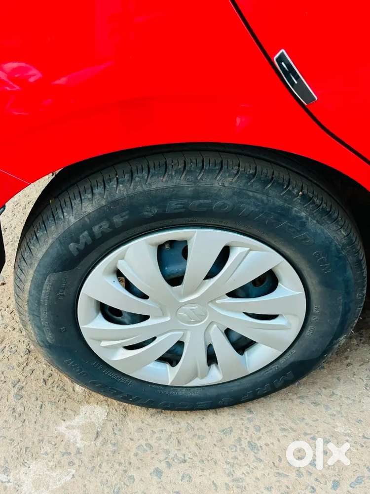 Maruti Suzuki Swift Glory 2024