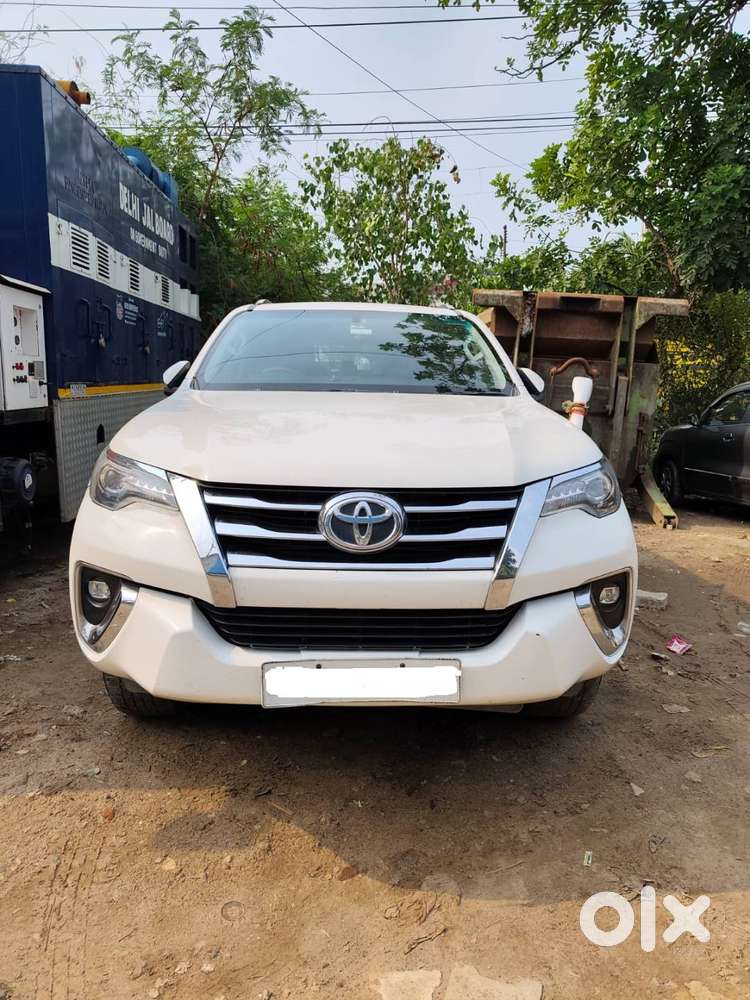 Toyota Fortuner 2019 Diesel 200000 Km Driven