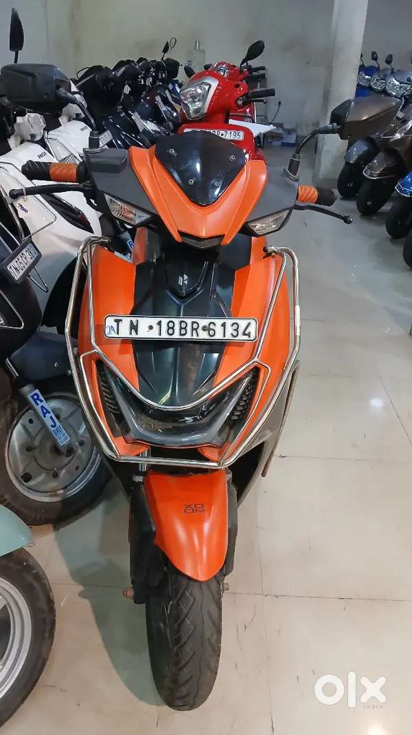 Hero  XOOM TN18BR6134
